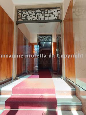 Appartamento in stabile signorile