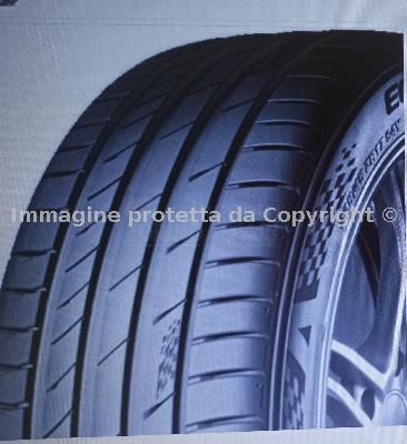 Quattro pneumatici nuovi estivi Kumho